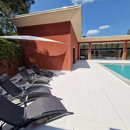 Nature Villa