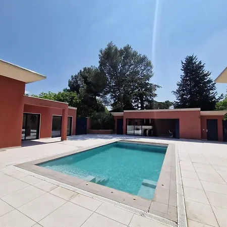 Nature Villa Nîmes